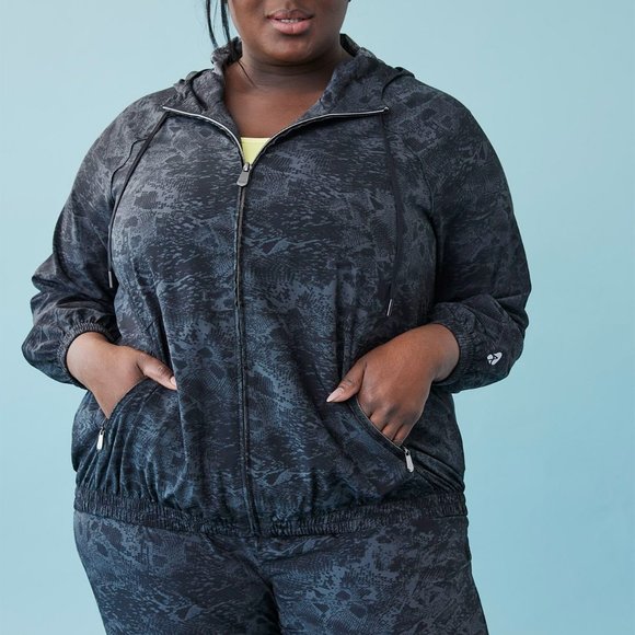 Penningtons Active Zone Snakeprint 4-Way Stretch Hooded Zippered Jacket - Picture 1 of 13